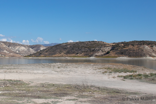Asprokremmosin tekojärvi