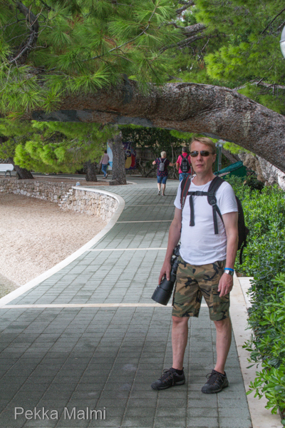 K�velyreitti hotellin rannassa