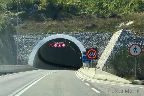 Biokovo vuoren tunneli