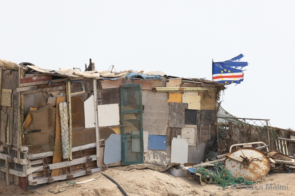 Paikallinen majapaikka suola-altailla 